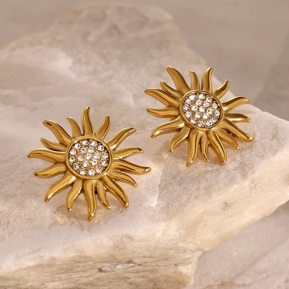 Sol Studs