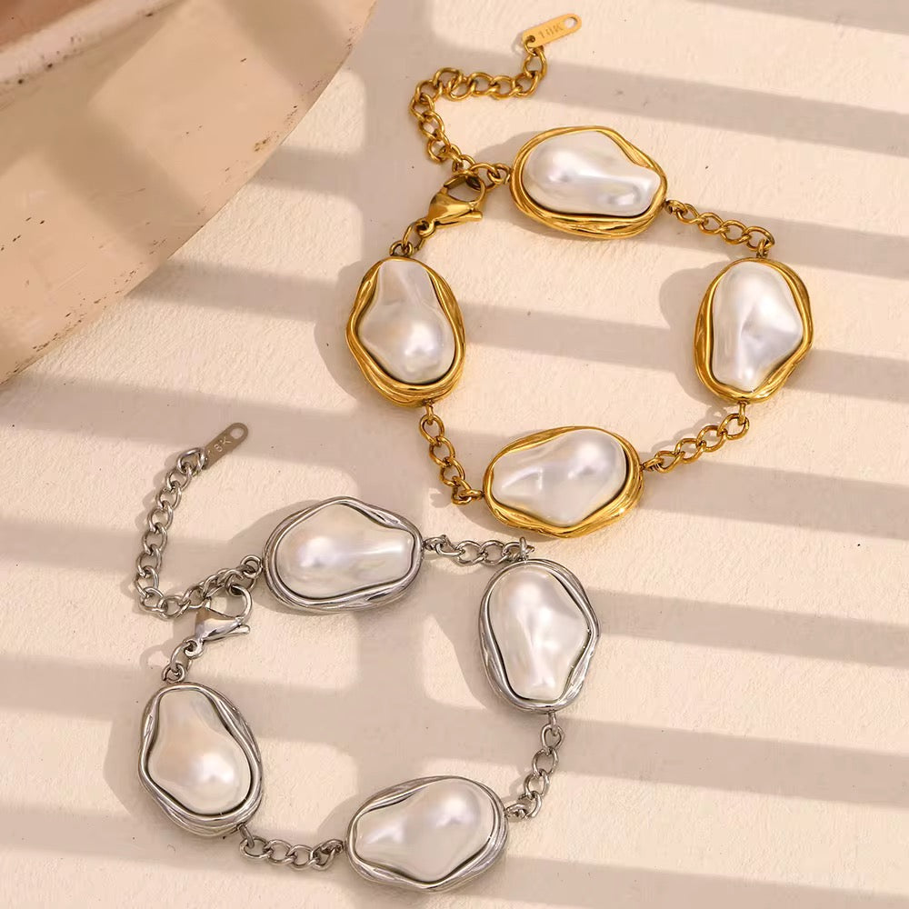 Dreamy Pearl Bracelet