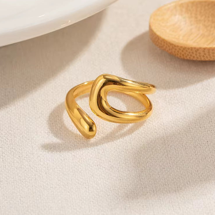 Golden Swirl Ring