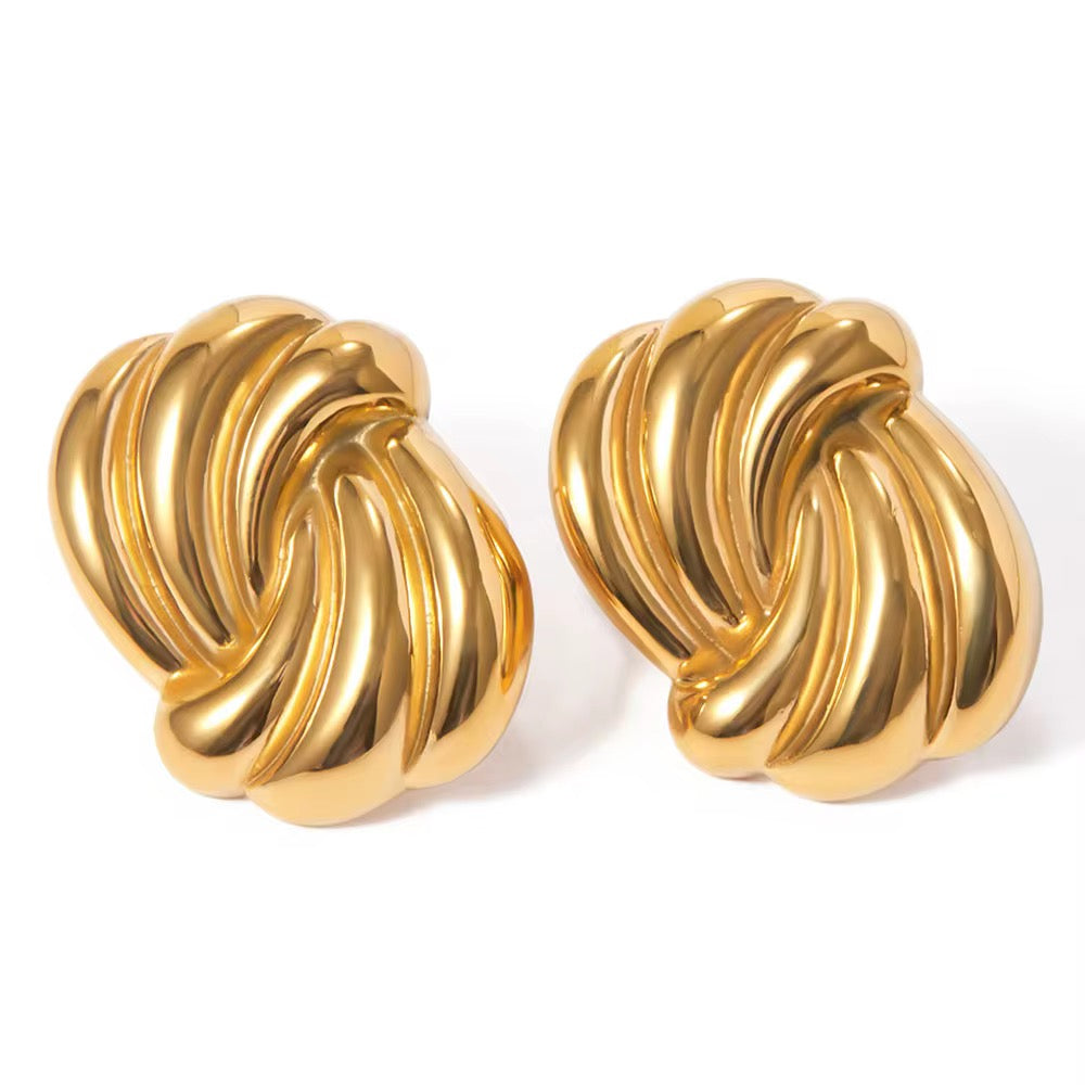 Swirl Studs